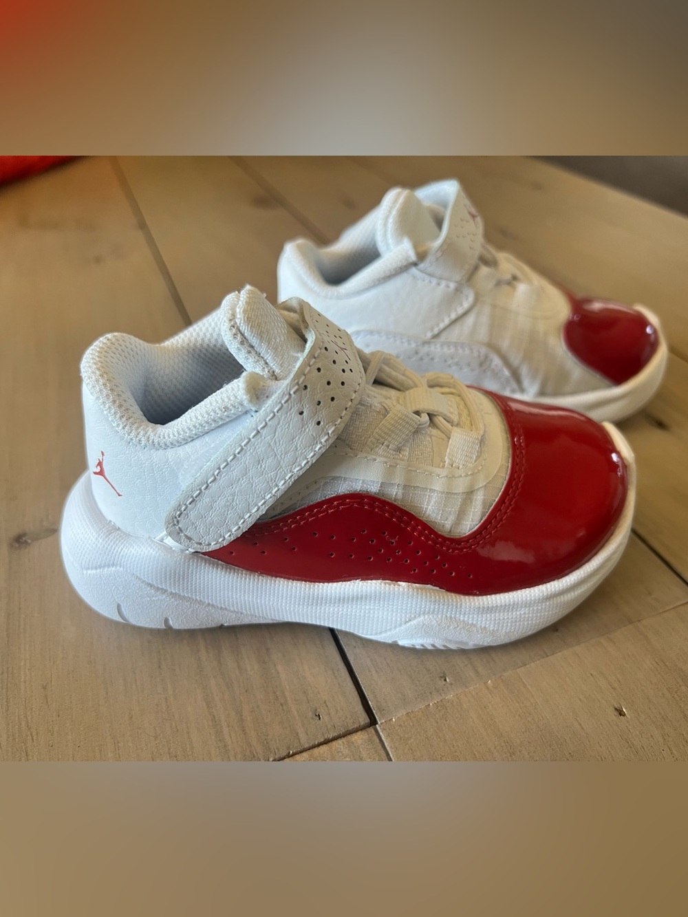 Jordan Sneakers size 6